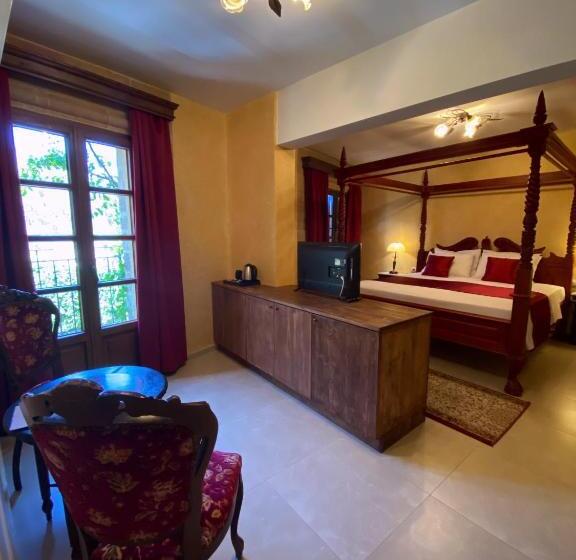 חדר סטנדרט עם מיטת קינג, S.nikolis  Historic Boutique