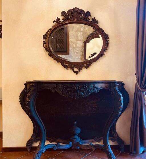 סוויטה נוף לגינה, S.nikolis  Historic Boutique