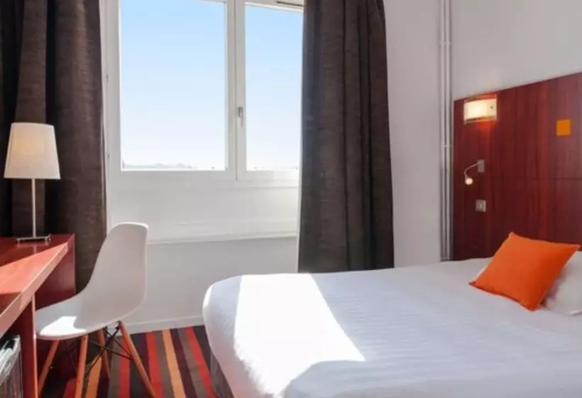 Standard Yhden Hengen Huone, The Originals Boutique, Hôtel Le Pariou, Issoire