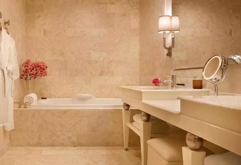キングサイズベッド、シティビューデラックスルーム, Wynn Macau