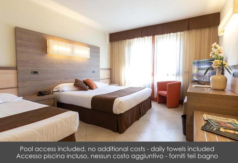 اتاق استاندارد سه نفره, Nilhotel Florence