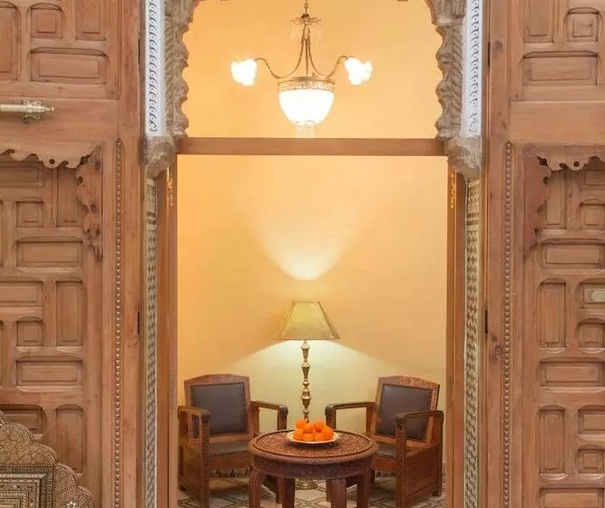 سوییت, Dar El Kebira