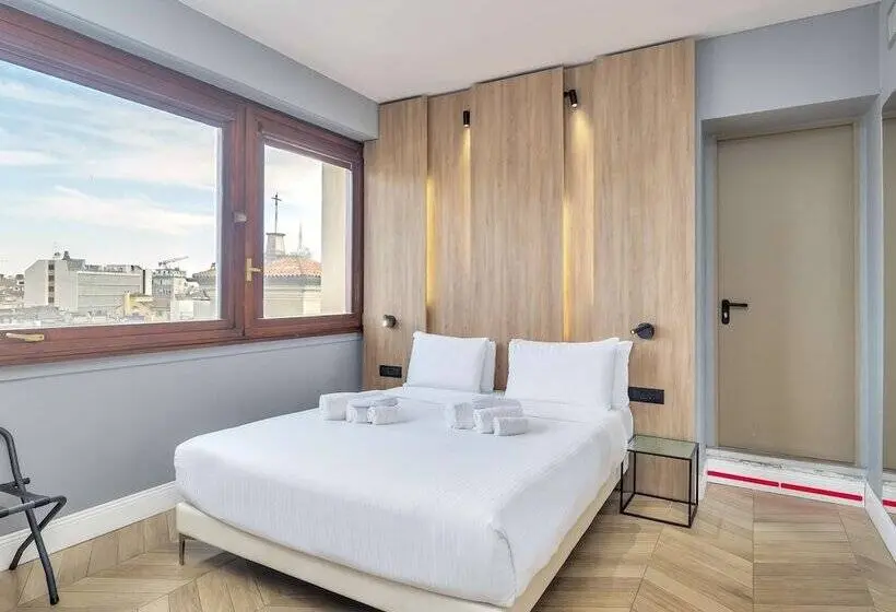 اتاق استاندارد با تراس, B&b Hotel Milano City Center Duomo