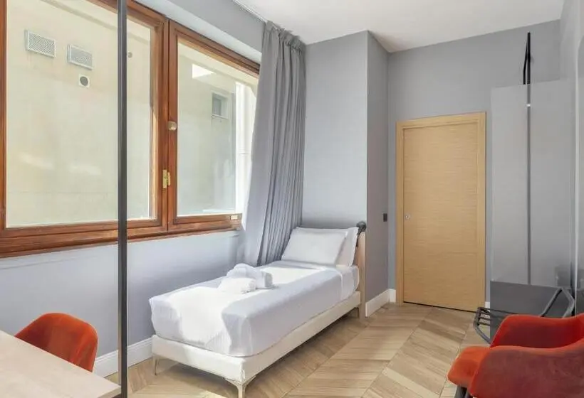 اتاق سوپریور سه تخته, B&b Hotel Milano City Center Duomo