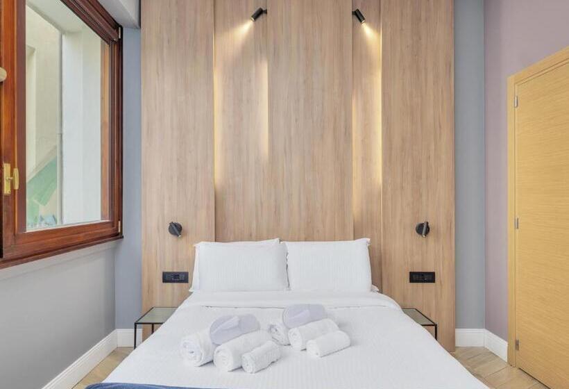 اتاق سوپریور یک تخته, B&b Hotel Milano City Center Duomo