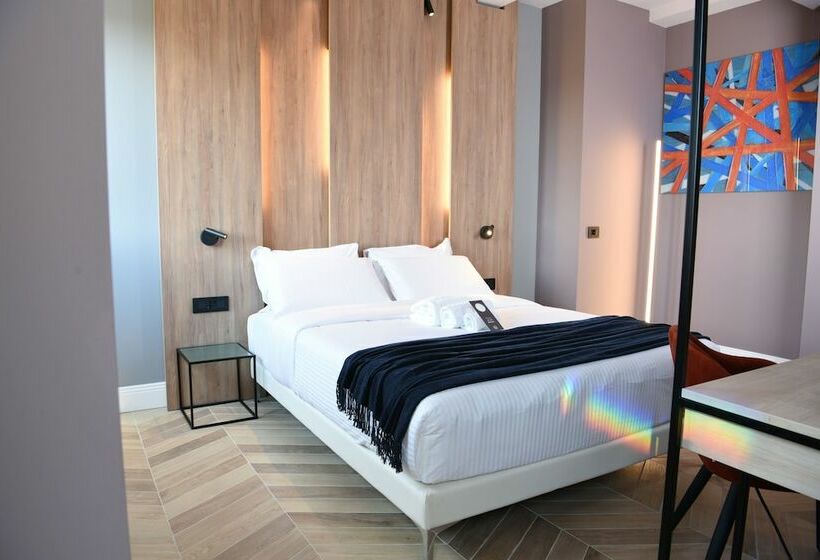 اتاق استاندارد با تراس, B&b Hotel Milano City Center Duomo
