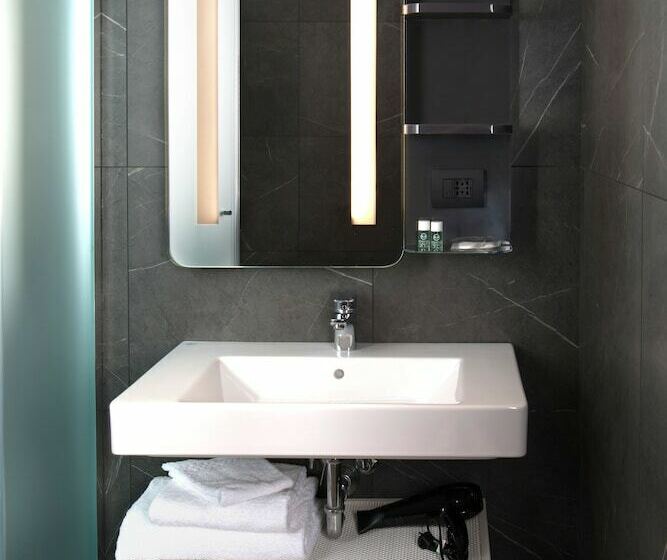 Handikappsanpassat Standard Rum, B&b Hotel Milano City Center Duomo