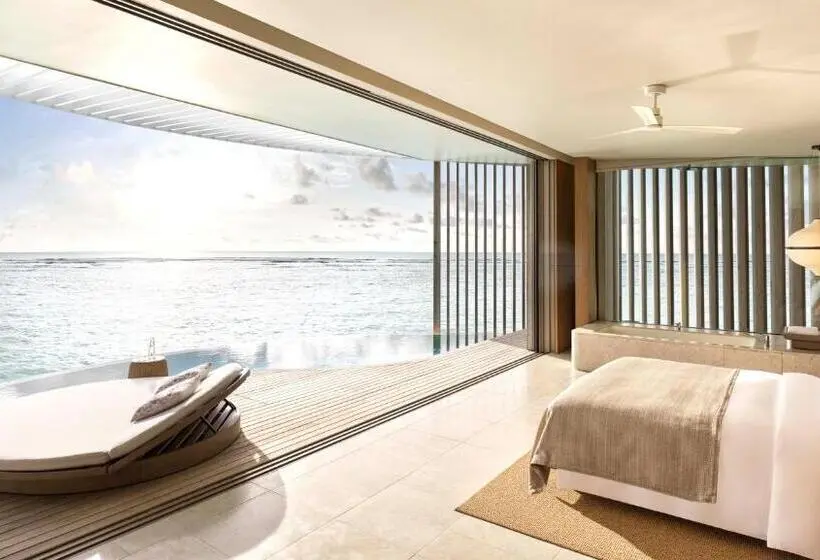 ویلای یک اتاق خوابه با استخر شنا, The Ritzcarlton Maldives, Fari Islands