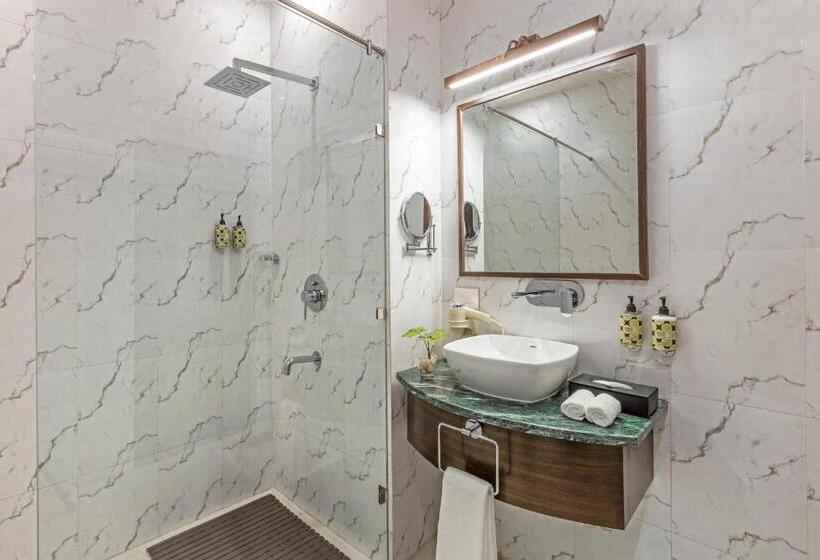 带2个卧室的套房, Lemon Tree Premier, Rishikesh
