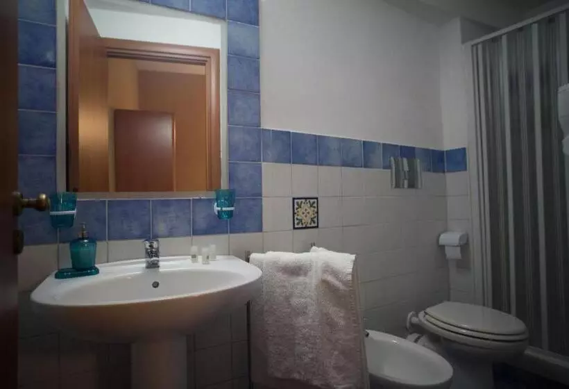 اتاق استاندارد یک نفره, B&b Kolymbetra