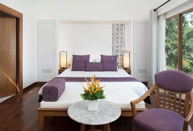 ویلای لوکس 1 خوابه, Centara Villas Phuket