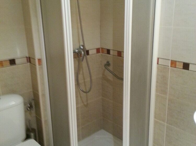 Номер Стандарт, Hostal El Arco