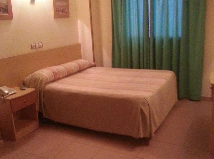 Номер Стандарт, Hostal El Arco