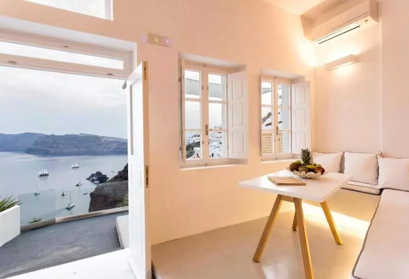 Superior suite with view, Armeni Village