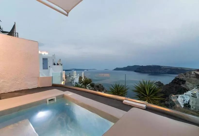 Superior suite with view, Armeni Village