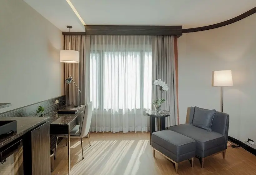 سوییت اجرایی, Avani Ratchada Bangkok