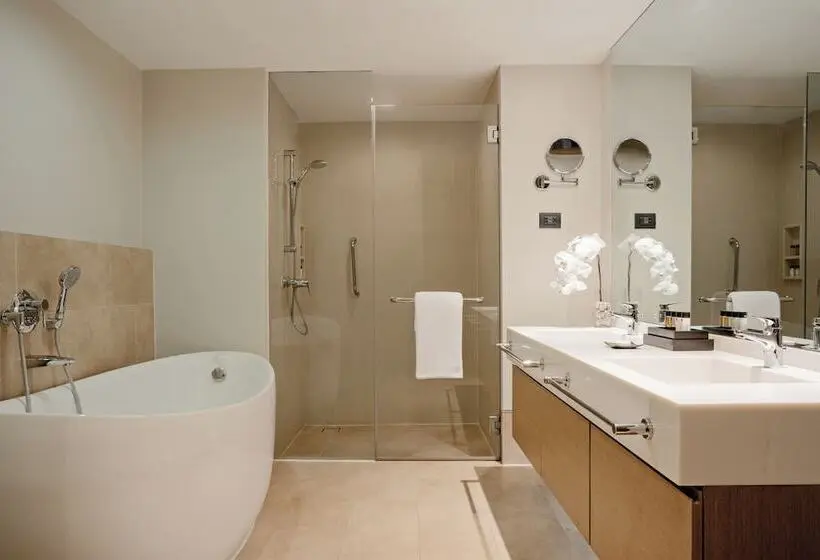 سوئیت 2 خوابه, Avani Ratchada Bangkok