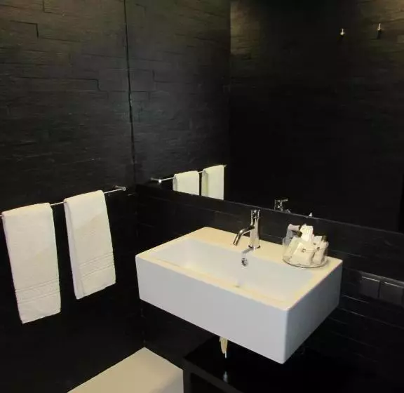 اتاق استاندارد, Axis Viana Business & Spa