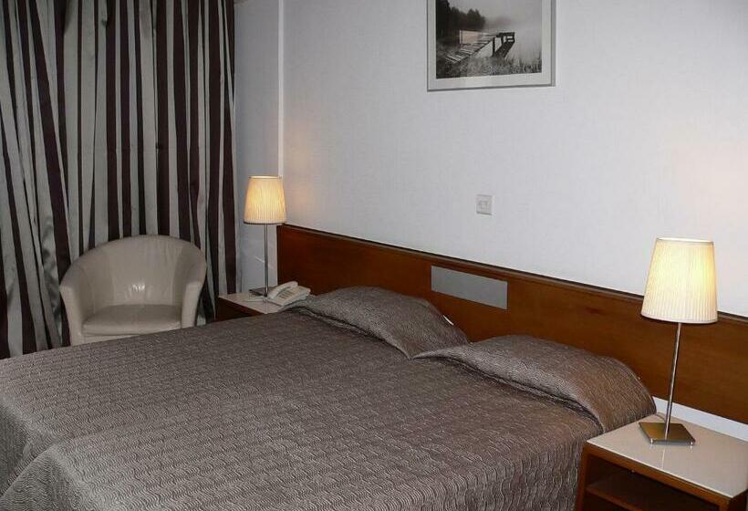 آپارتمان 3 خوابه, Blazer Residence