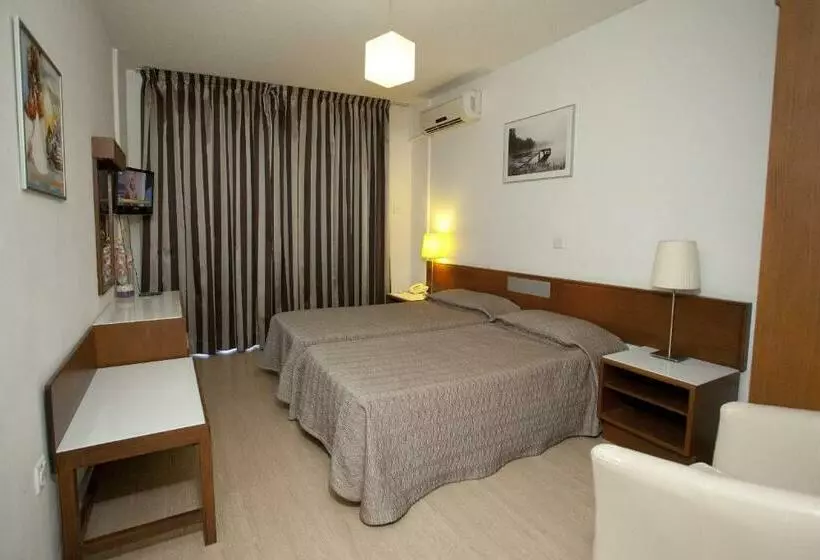 آپارتمان 3 خوابه, Blazer Residence