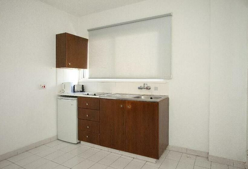 آپارتمان 3 خوابه, Blazer Residence