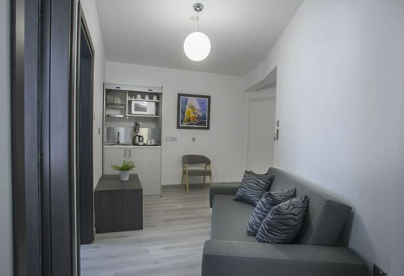 آپارتمان سوپریور 2 خوابه, Blazer Residence