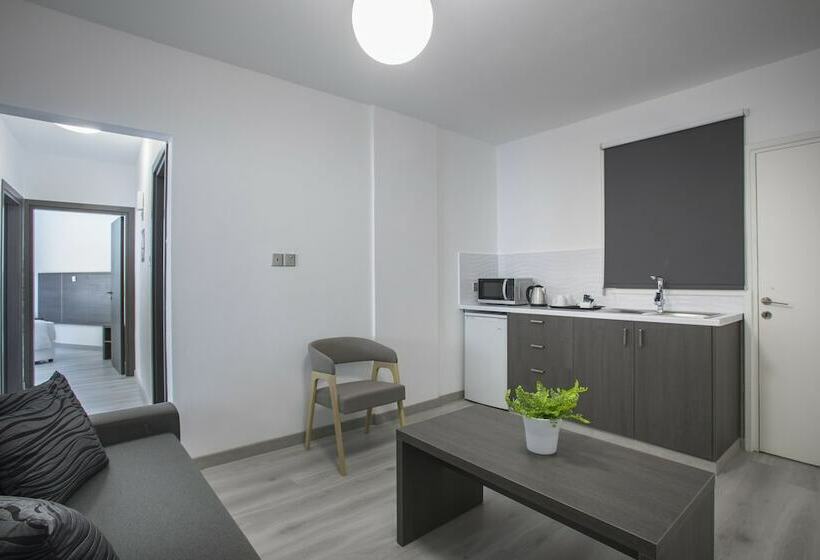 آپارتمان سوپریور 2 خوابه, Blazer Residence