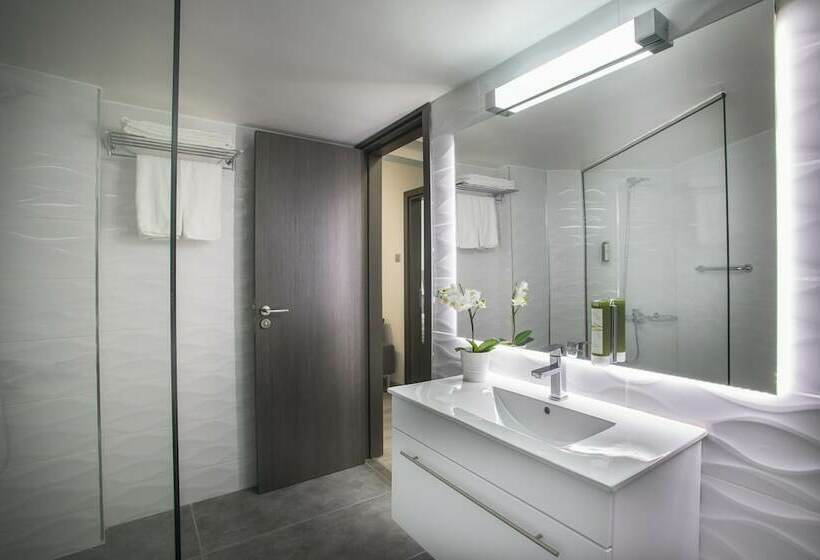 آپارتمان سوپریور 2 خوابه, Blazer Residence