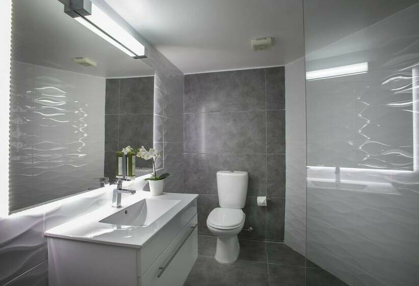 آپارتمان سوپریور 2 خوابه, Blazer Residence