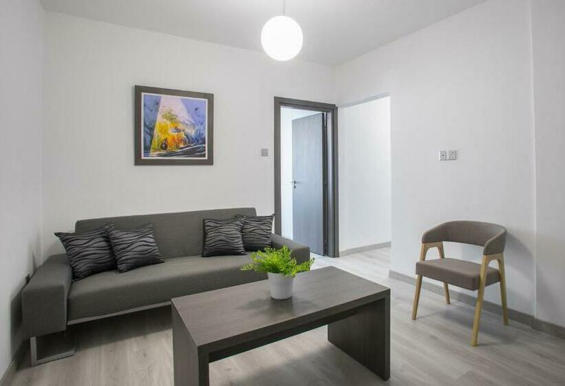 آپارتمان سوپریور 3 خوابه, Blazer Residence