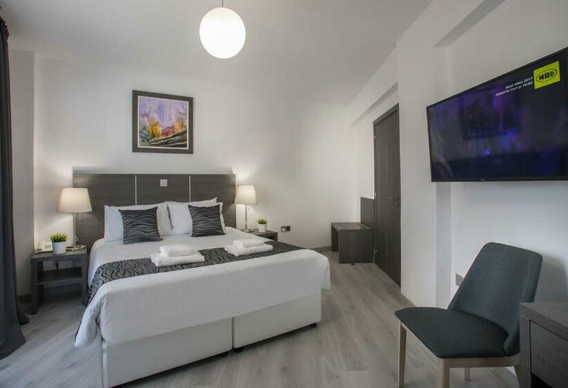 آپارتمان سوپریور 3 خوابه, Blazer Residence