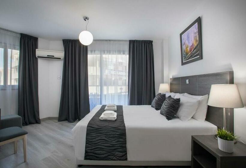 آپارتمان سوپریور 3 خوابه, Blazer Residence