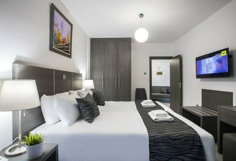 آپارتمان سوپریور 3 خوابه, Blazer Residence