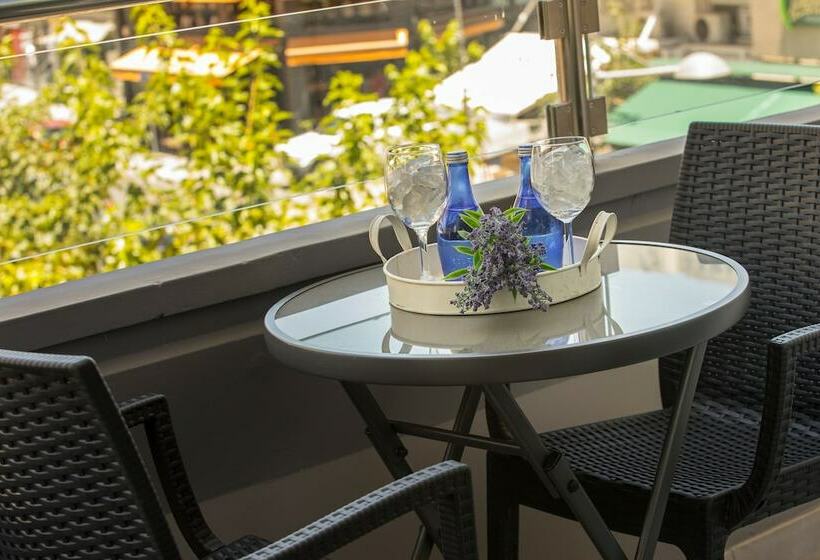 آپارتمان سوپریور 3 خوابه, Blazer Residence