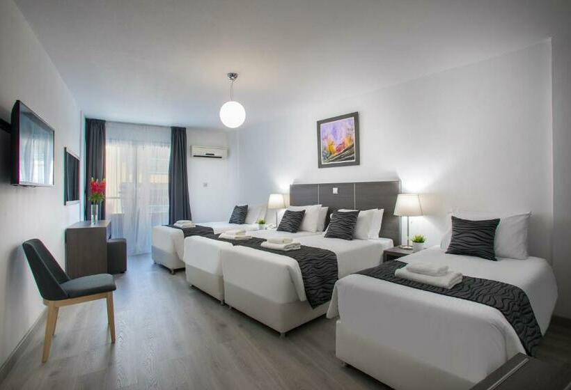 سوییت خانوادگی, Blazer Residence