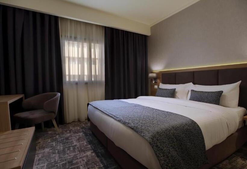 Номер Deluxe Кровать Кинг, De Ville