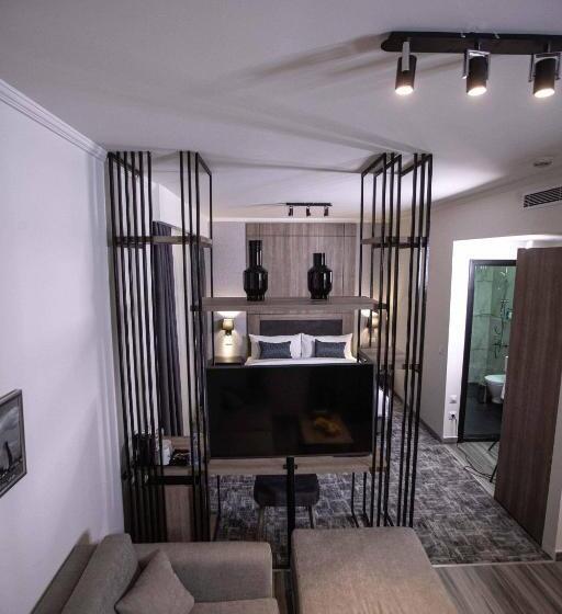 Президентский Люкс, De Ville