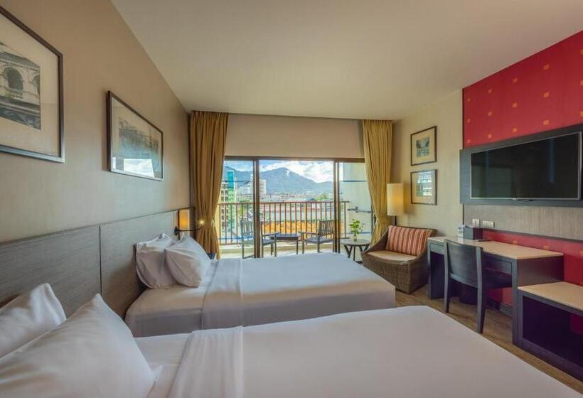 Quarto Superior, Deevana Plaza Phuket   Sha Extra Plus