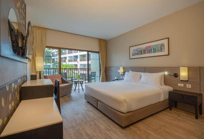 풀장 전망 디럭스 룸, Deevana Plaza Phuket   Sha Extra Plus