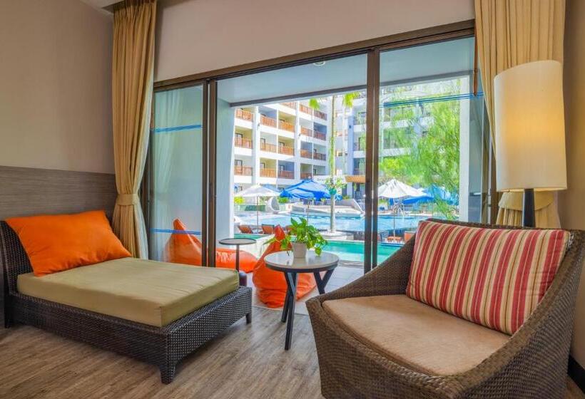 Quarto Premium, Deevana Plaza Phuket   Sha Extra Plus