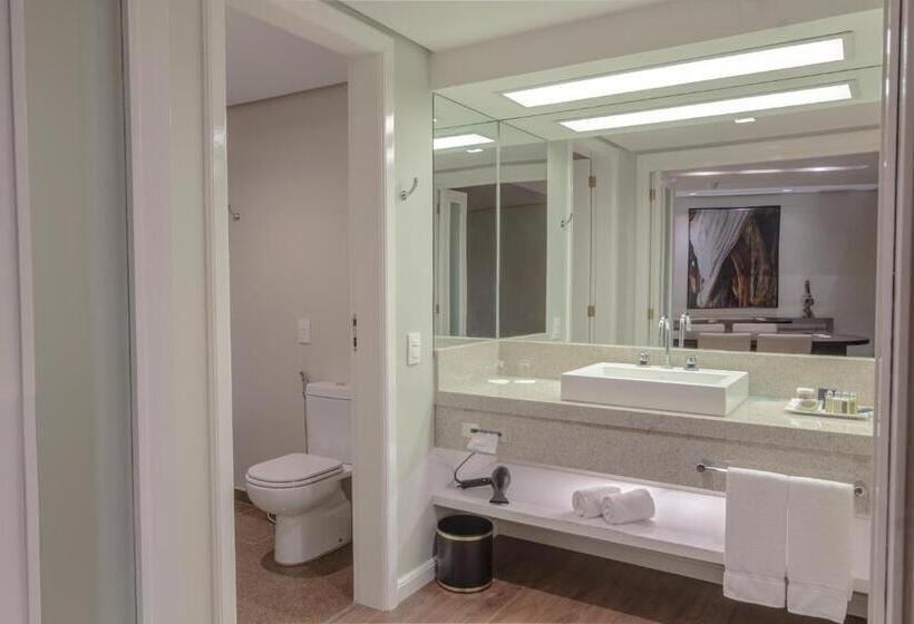 スタンダードスタジオ, Deville Prime Porto Alegre