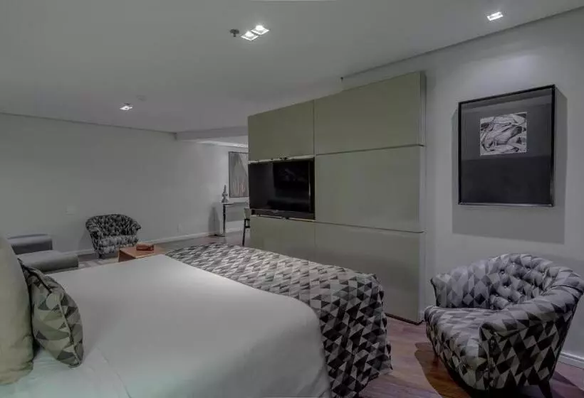 استودیوی استاندارد, Deville Prime Porto Alegre