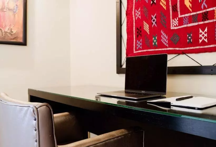 اتاق استاندارد سه نفره, Diwan Casablanca Hotel & Spa