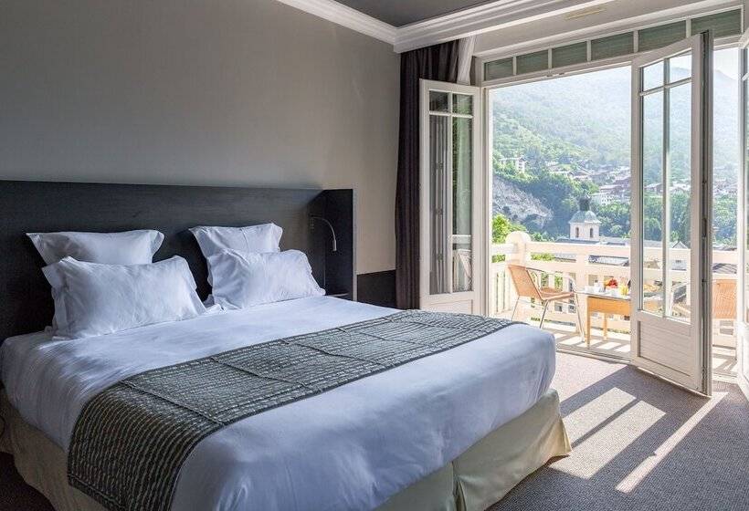 Номер Престиж, Golf