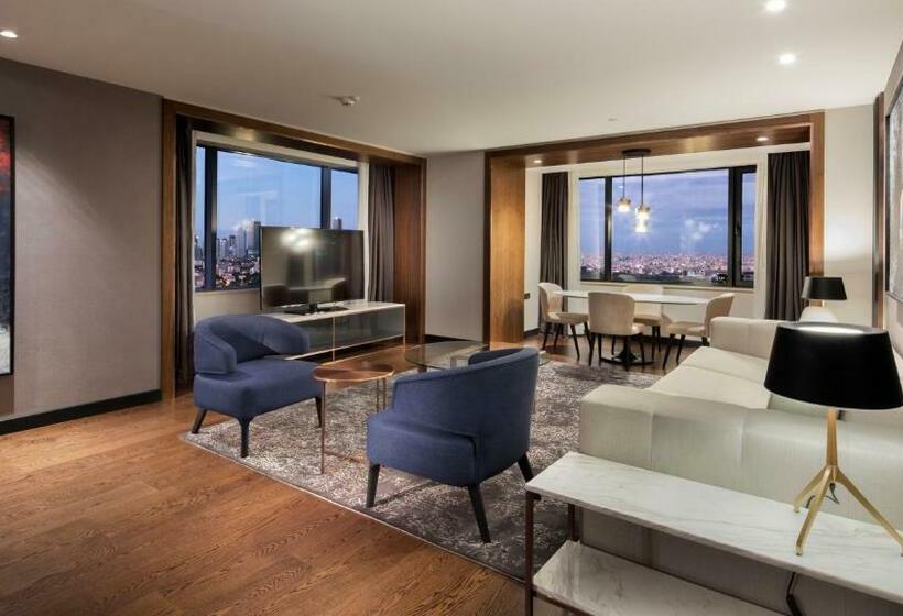 キングサイズベッドのデラックススイート, Hilton Istanbul Maslak
