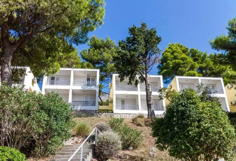 Huoneisto 1 Makuuhuone Parveke, Holiday Village Sagitta  Light All Inclusive