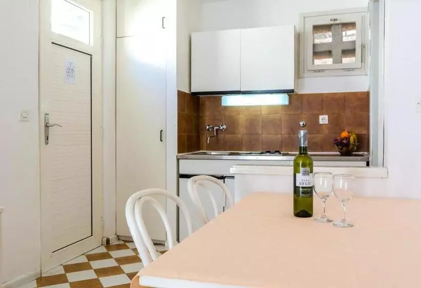 Huoneisto 1 Makuuhuone Parveke, Holiday Village Sagitta  Light All Inclusive