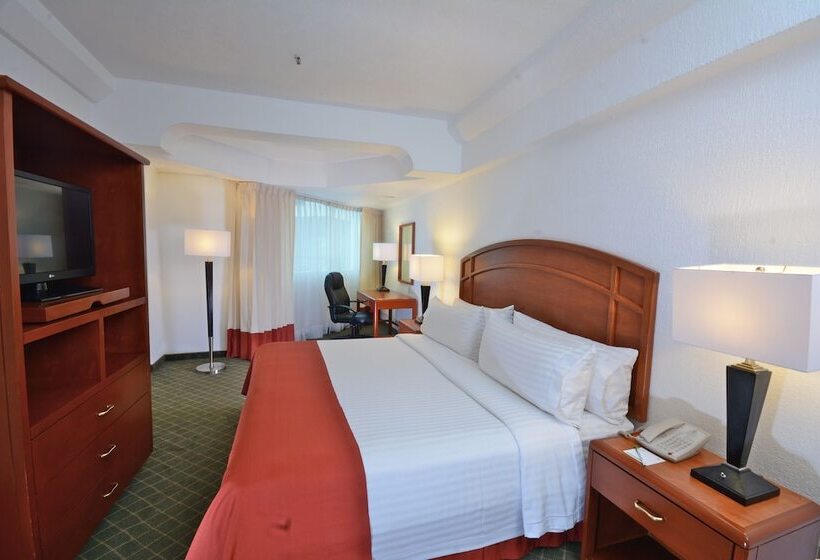 Номер Deluxe, Mision Pachuca