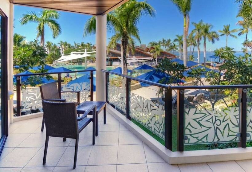 سوییت, Radisson Blu Resort Fiji