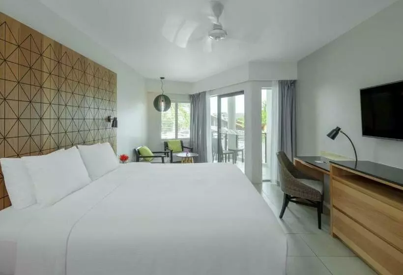 اتاق داخلی دلوکس, Radisson Blu Resort Fiji